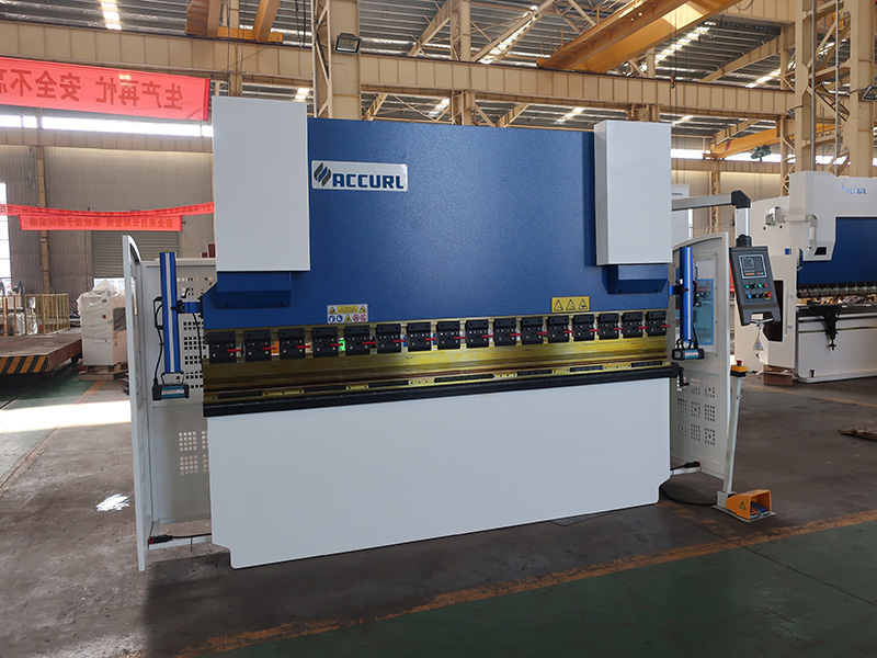 300 ton hydraulic nc press brake machine 5M with certification of safety