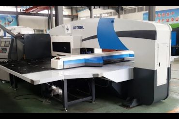 pîşesazên çapemeniyê yên cnc punch - çapemeniya turretê - 5-axis cnc firotên servo pêdeng kirin