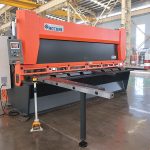 firotina germê QC11K CNC hîlraulîk guillotine makînîna şaringê