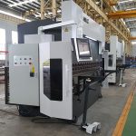 pêşniyara bilind ya hûrraulîk a bişkojka çapemeniyê bi Robot